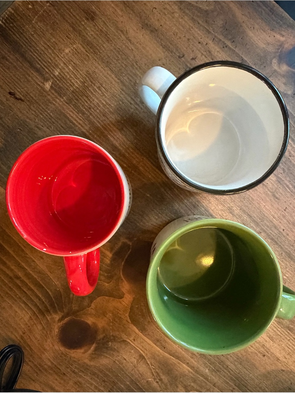 Peanuts set of three holiday mugs - Picture 2 of 11